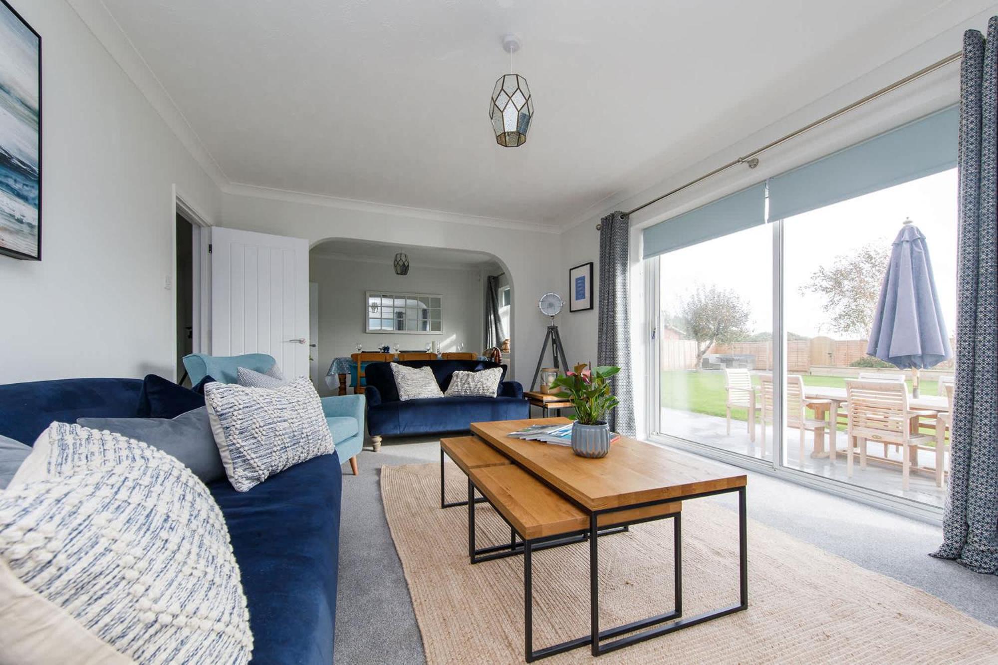Spacious Home For 8 In Witterings - Walk To Beach East Wittering Εξωτερικό φωτογραφία